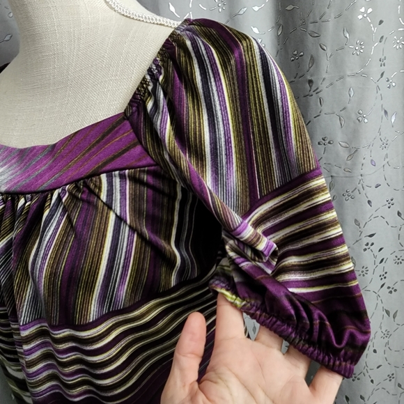 Beautiful Multi-Color Satiny Blouse, Small - Picture 7 of 9